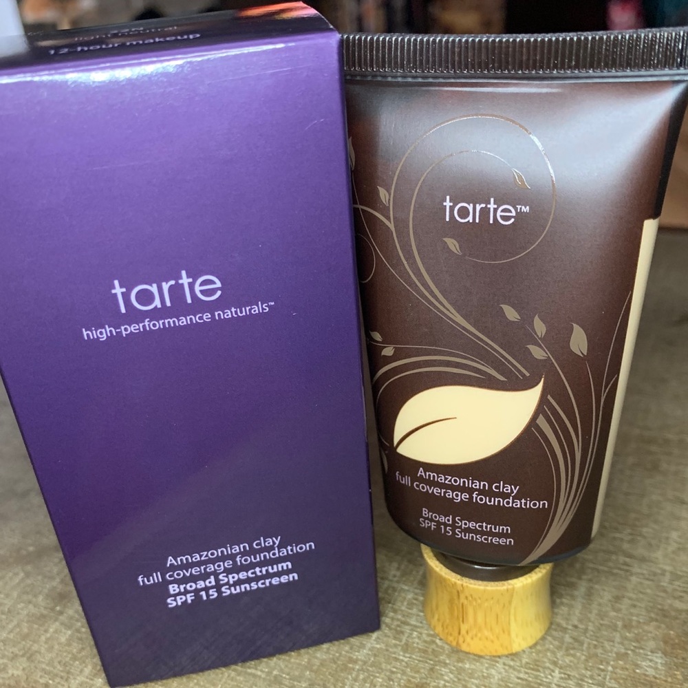 Tarte foundation - light neutral